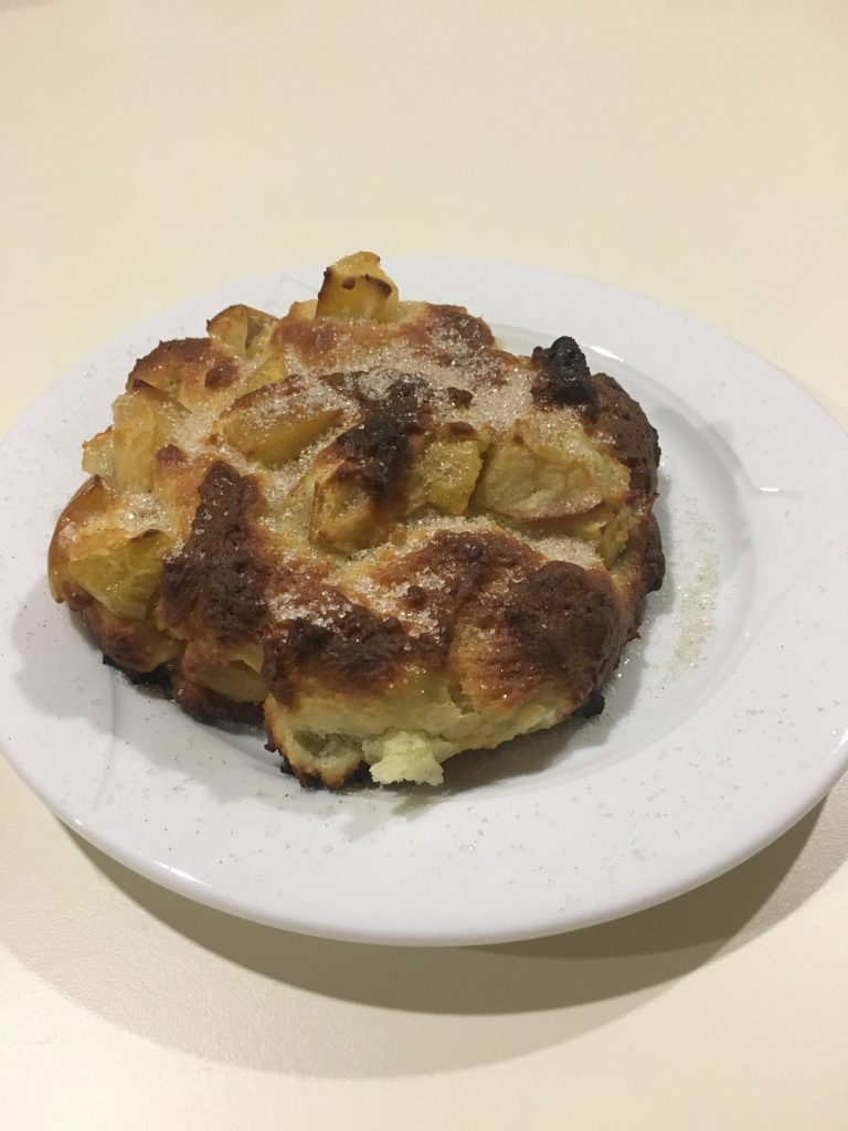 Apfelbällchen mit Vanilleeis!
