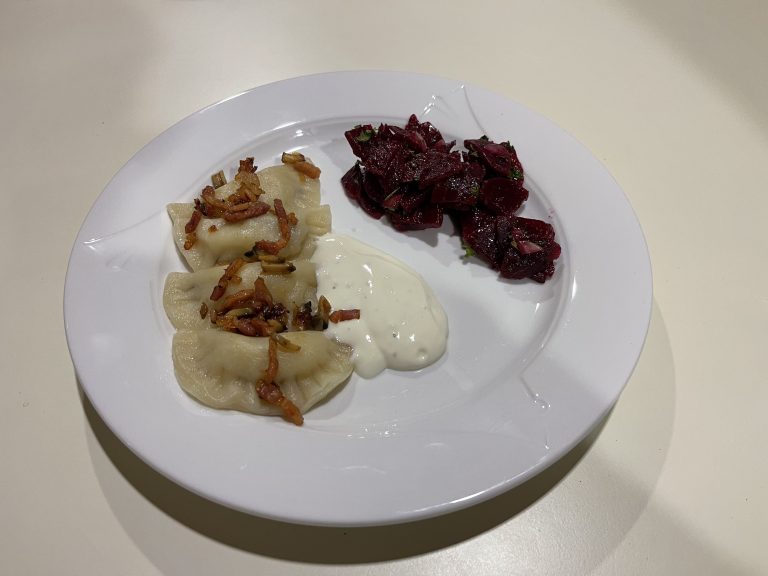 Wareniki mit Dipp